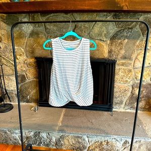 Super cute old navy workout tank with front twist feature. New without tags.